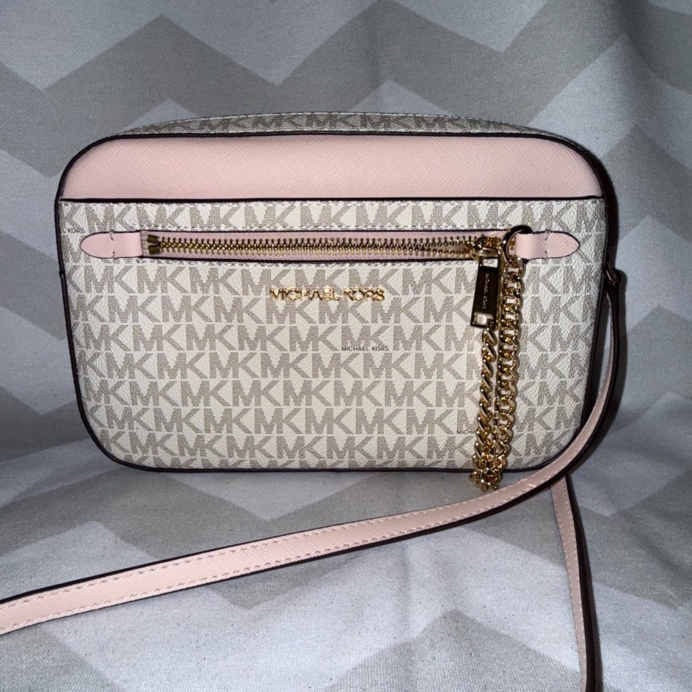 Michael Kors Jet Set Large Logo Crossbody Bag - Picture 3 of 6